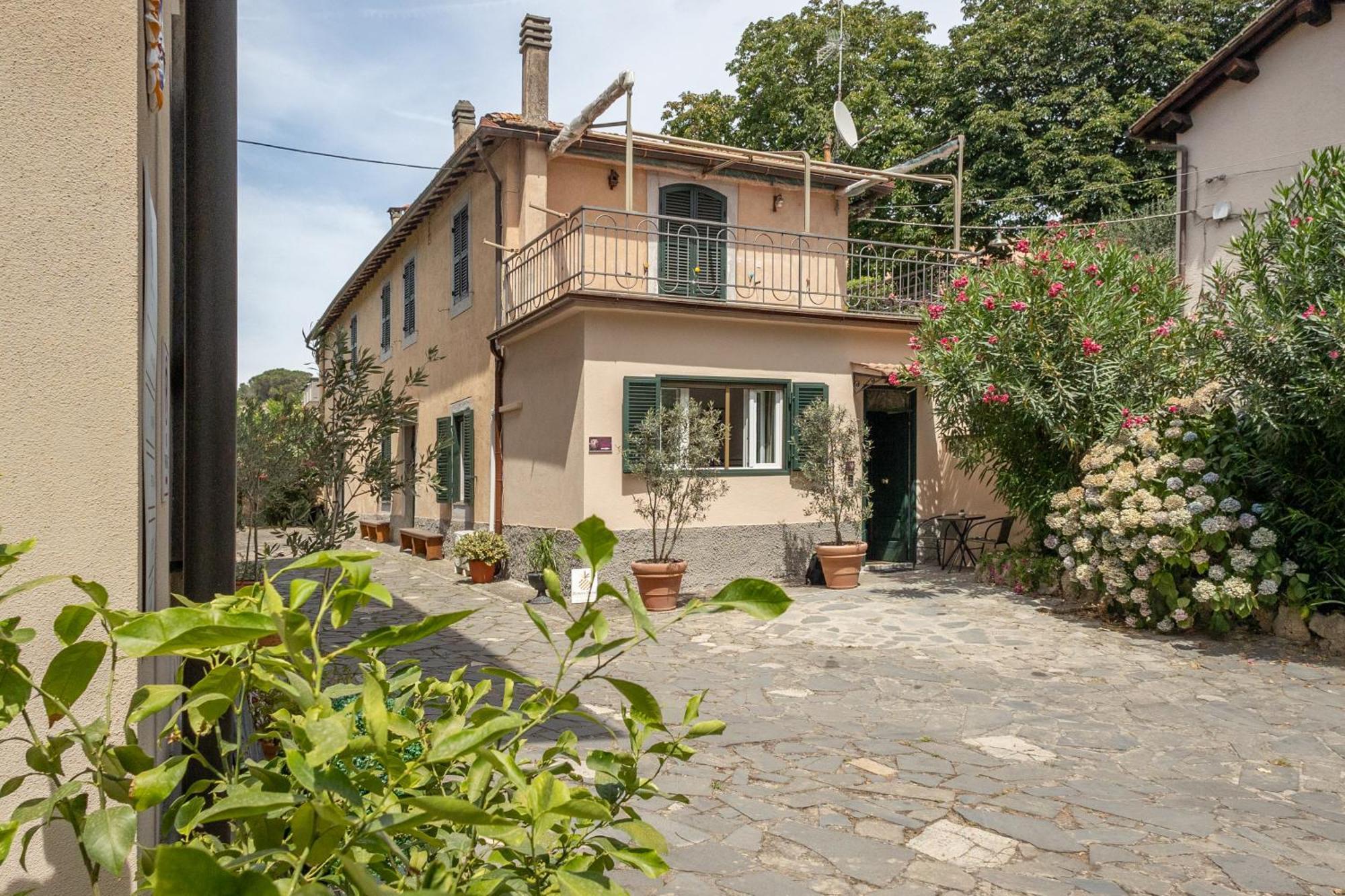 Palazzo Dasso Viterbo Bagian luar foto